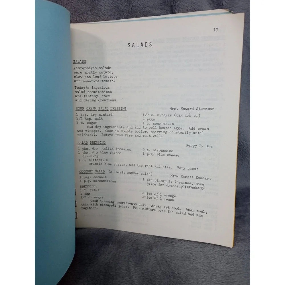 Boone Woman's Club Cookbook Boone,‎ Iowa Bicentennial Edition 1976 Local Recipes